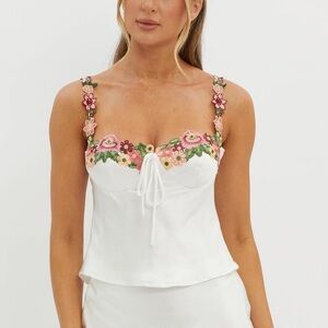 SELFIE LESLIE White Floral-Trim Satin Cami Top LARGE